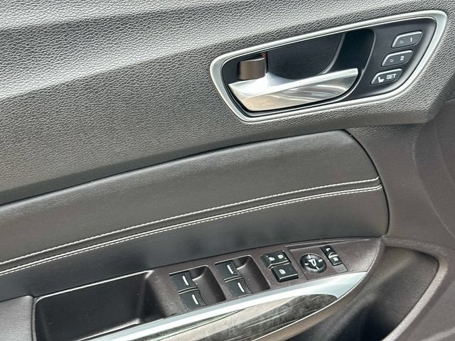 2018 Acura TLX w/Technology Pkg