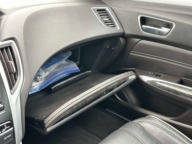 2018 Acura TLX w/Technology Pkg