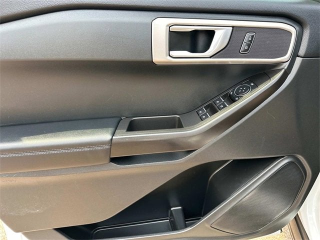 2023 Ford Explorer Base