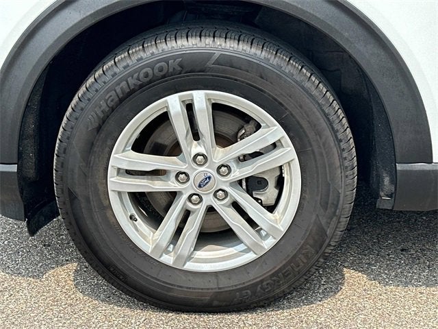 2023 Ford Explorer Base