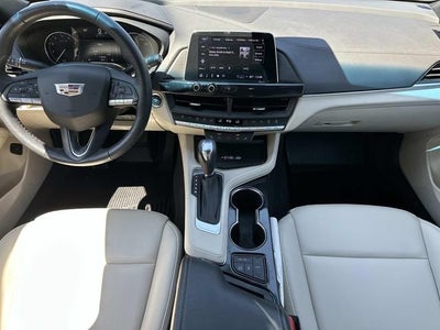 2023 Cadillac CT4 Luxury