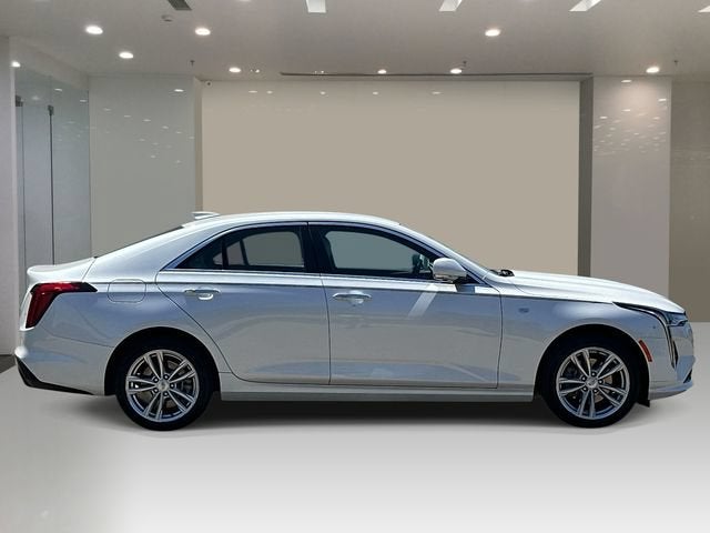 2023 Cadillac CT4 Luxury