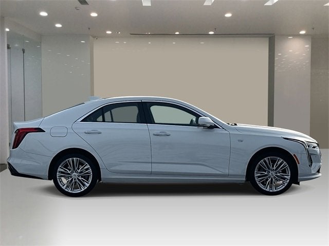 2022 Cadillac CT4 Premium Luxury