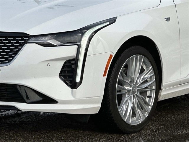 2022 Cadillac CT4 Premium Luxury