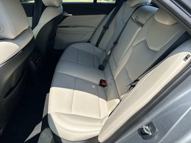 2023 Cadillac CT4 Premium Luxury