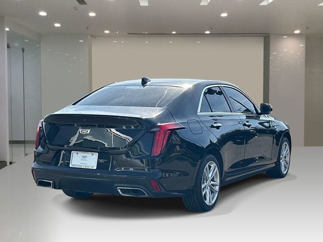 2022 Cadillac CT4 Luxury