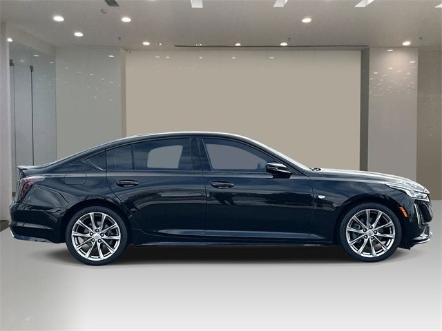 2022 Cadillac CT5 Sport