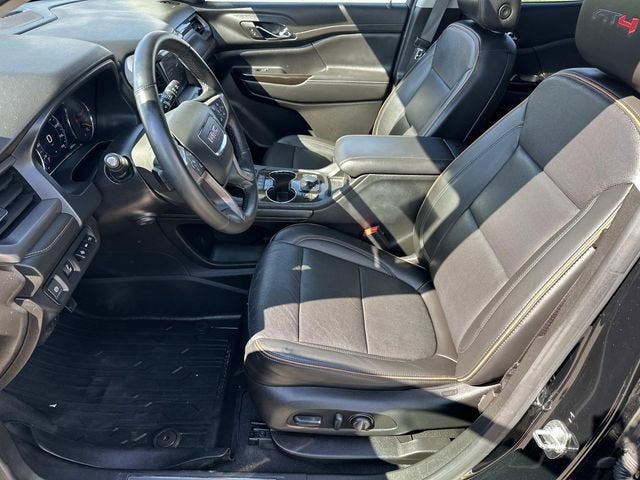 2023 GMC Acadia AT4