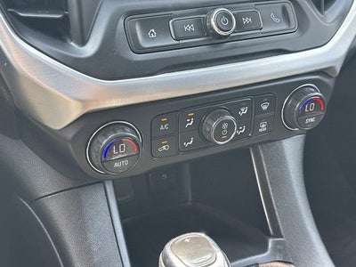 2019 GMC Acadia SLE