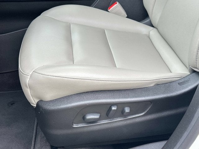 2023 Cadillac XT4 FWD Luxury