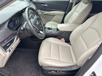 2023 Cadillac XT4 FWD Luxury