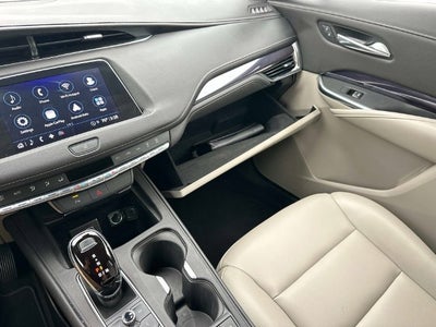 2023 Cadillac XT4 FWD Luxury