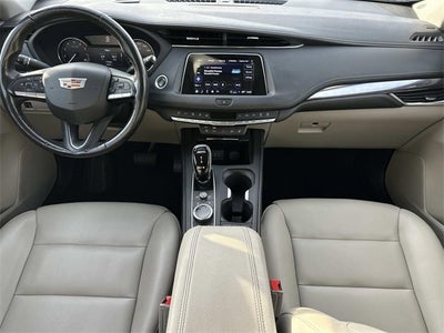 2023 Cadillac XT4 Luxury
