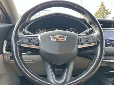 2023 Cadillac XT4 Luxury