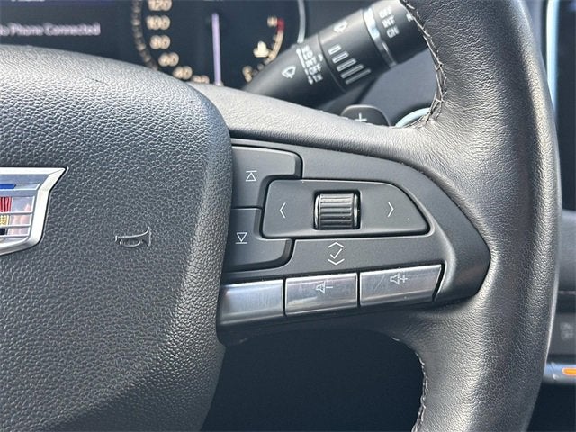 2022 Cadillac XT4 Luxury