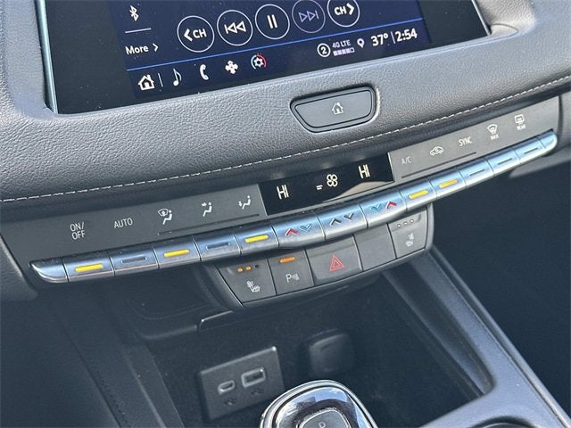 2022 Cadillac XT4 Luxury