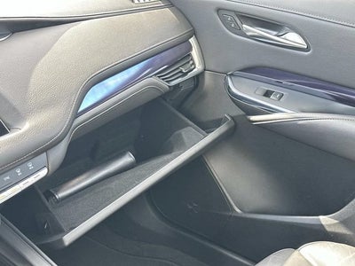 2023 Cadillac XT4 Luxury