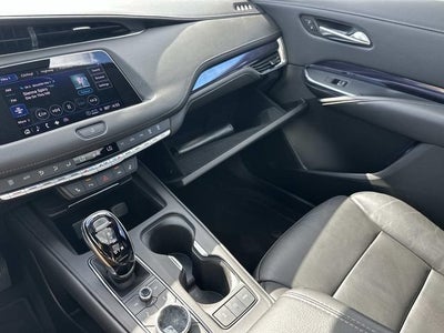 2023 Cadillac XT4 Luxury