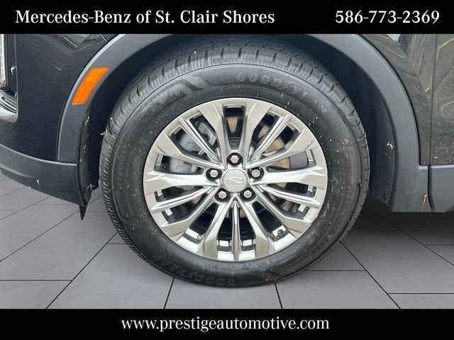 2024 Cadillac XT4 Premium Luxury