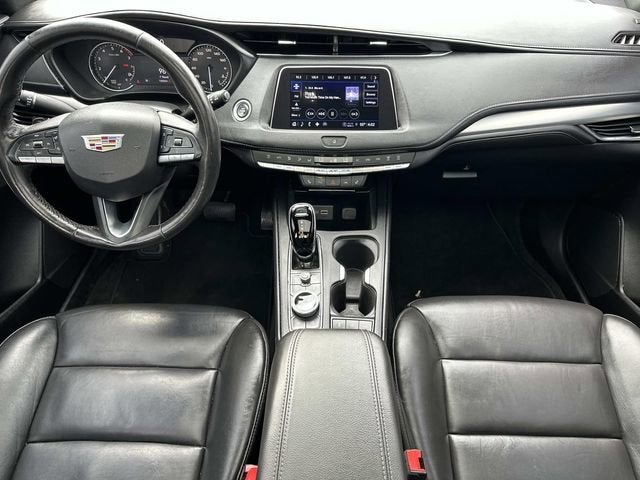 2023 Cadillac XT4 Premium Luxury