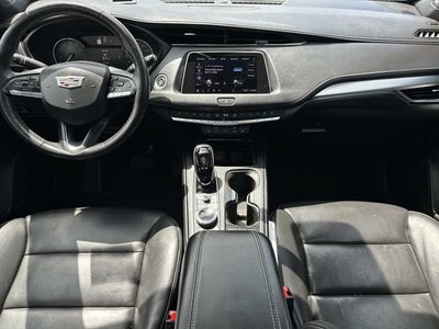 2023 Cadillac XT4 Premium Luxury