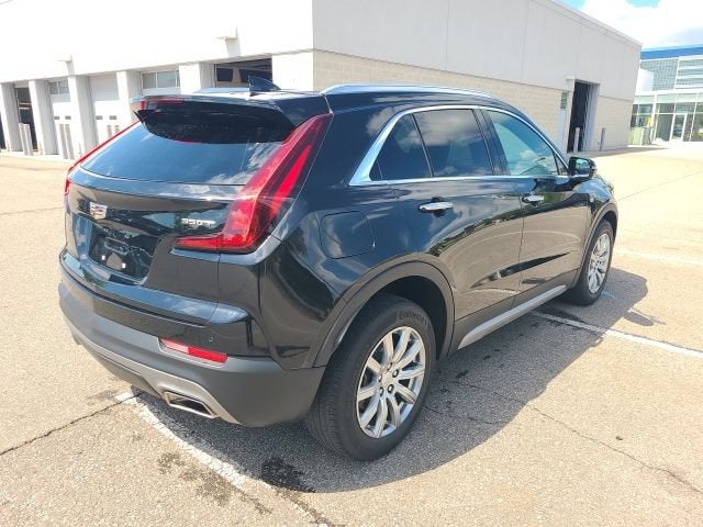 2023 Cadillac XT4 Premium Luxury
