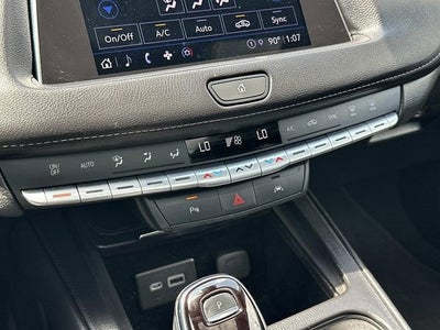 2023 Cadillac XT4 Premium Luxury
