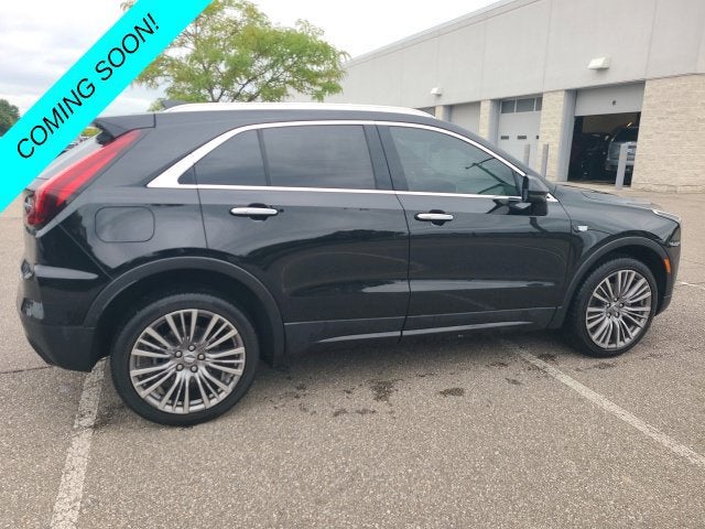 2024 Cadillac XT4 Premium Luxury