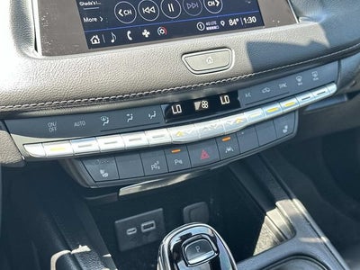 2023 Cadillac XT4 Premium Luxury