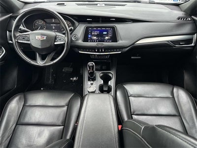 2022 Cadillac XT4 Premium Luxury