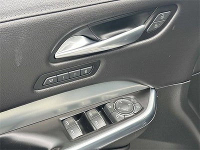 2022 Cadillac XT4 Premium Luxury