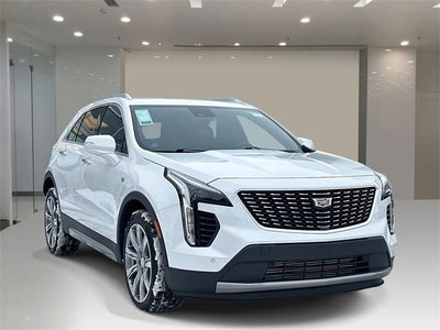 2022 Cadillac XT4 Premium Luxury