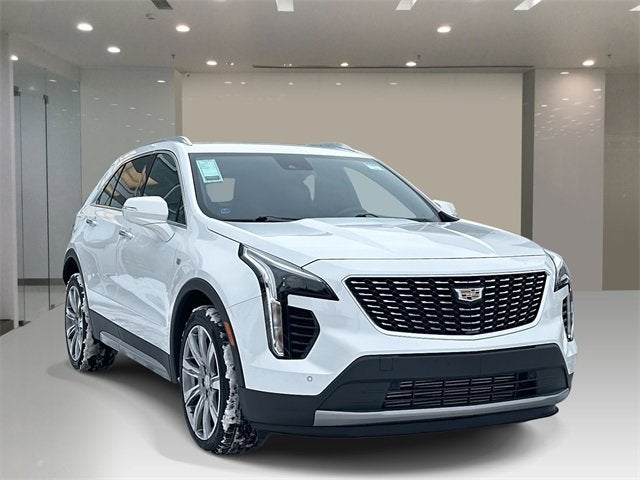 2022 Cadillac XT4 Premium Luxury