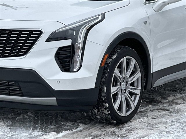 2022 Cadillac XT4 Premium Luxury