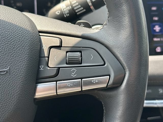 2023 Cadillac XT4 AWD Premium Luxury
