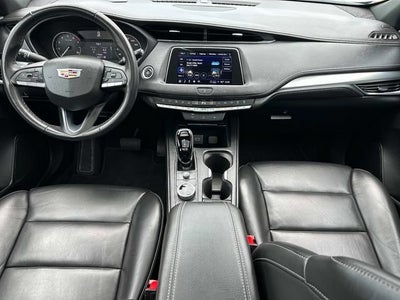 2023 Cadillac XT4 Premium Luxury