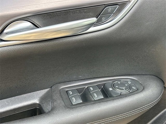 2023 Cadillac XT5 Luxury