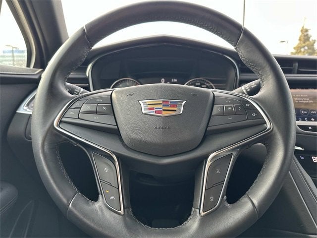 2023 Cadillac XT5 Luxury