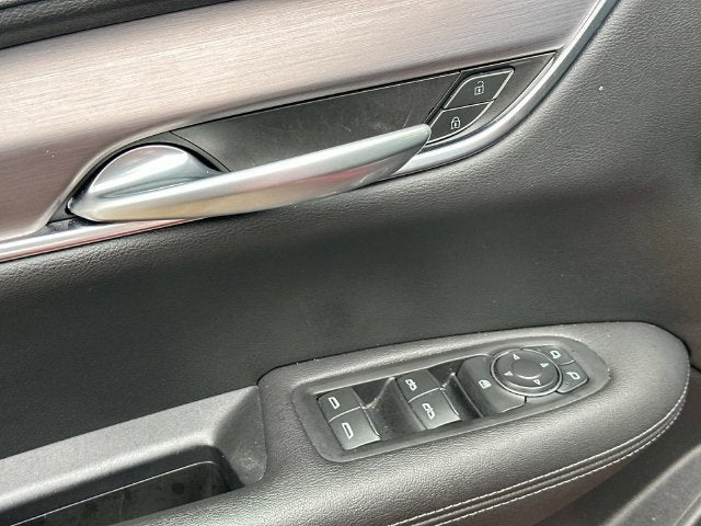 2024 Cadillac XT5 Luxury