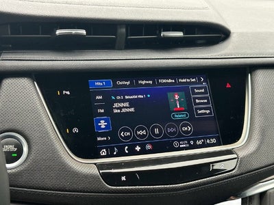 2024 Cadillac XT5 Luxury