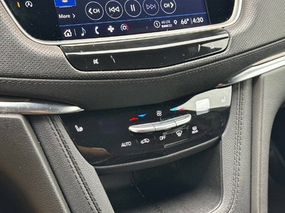 2024 Cadillac XT5 Luxury