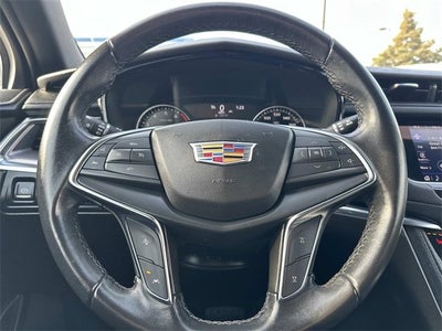 2023 Cadillac XT5 Luxury