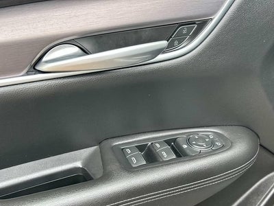 2023 Cadillac XT5 Luxury