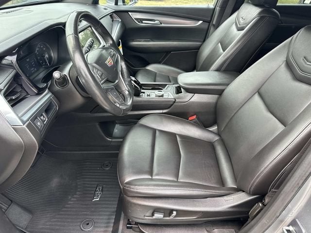 2023 Cadillac XT5 Luxury