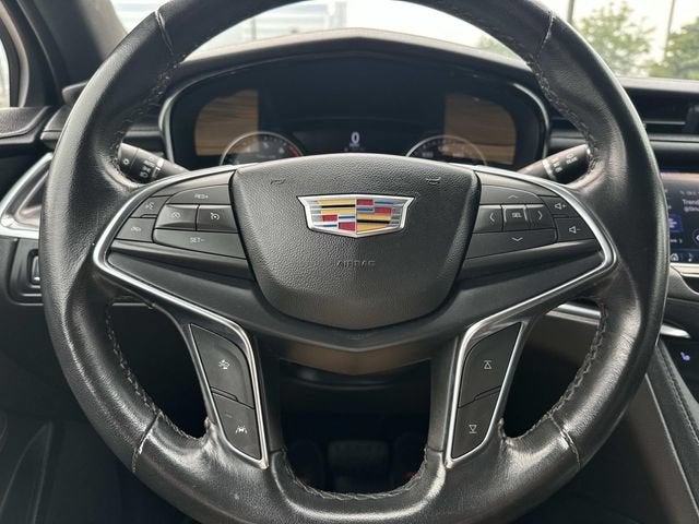 2023 Cadillac XT5 Luxury