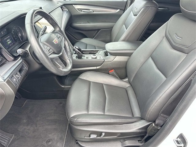 2023 Cadillac XT5 Luxury