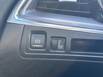 2017 Cadillac XT5 Luxury FWD