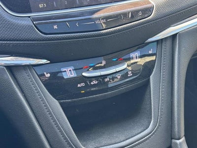 2017 Cadillac XT5 Luxury FWD