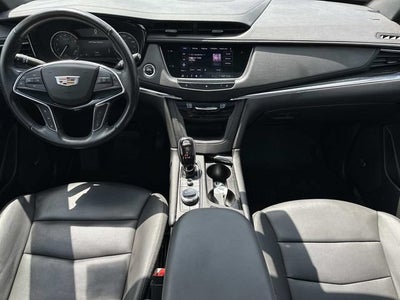 2021 Cadillac XT5 FWD Premium Luxury