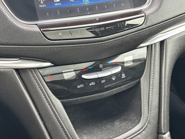 2019 Cadillac XT5 Luxury AWD